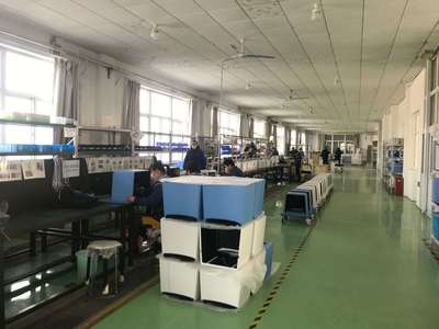 支援抗击疫情一线 争分夺秒生产“救命机”医疗器械